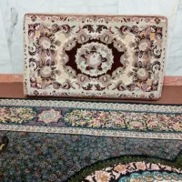 پشتی کرم  نقش برجسته