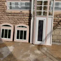 درب هال۱۴۰×۲۸۰باچهار عدد پنجره