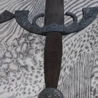 شمشیر قدیمی|کلکسیون اشیاء عتیقه|پرند, فاز ۲|دیوار