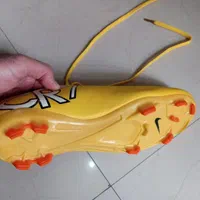 کفش کتانی استوک فوتبال اورجینال cr7|کیف، کفش، کمربند|تهران, جمال‌زاده|دیوار