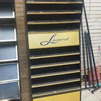 تجهیزات لوازم آرایشی در حد نو