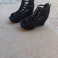 کفش|کیف، کفش، کمربند|کوهدشت, |دیوار