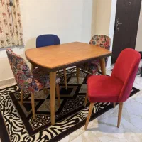 میزناهارخوری اینه ارایش