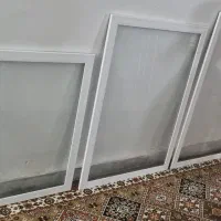 «قاب‌های شیشه ای دیواری«
