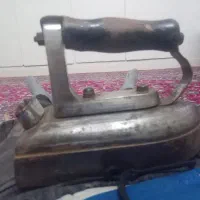 اتو پرس برقی فوق العاده قدیمی و سالم