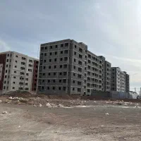 سه خوابه/۱۳۰ متری/شمال شش/با پارکینگ/تهاتر با ملک|فروش آپارتمان|پرند, فاز ۶|دیوار