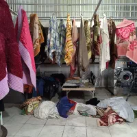 رنگرزی ،خشکشویی،پتوشویی آب رنگ|خدمات نظافت|همدان, |دیوار