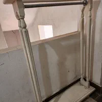 جالباسی چوبی