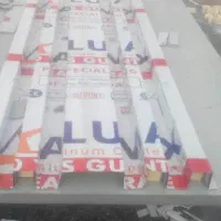 ۲نفرکامپوزیت کار نمای ساختمان روز مزد