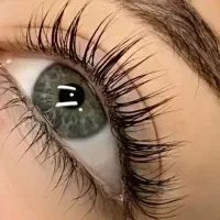 مدل برای مژه مگاوالیوم
