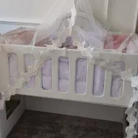 تخت کنارمادر