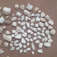 مقداری سنگ از کوه پیدا کردم|جواهرات|مرودشت, شهرک بسیجیان|دیوار