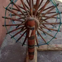 چرخ ریسندگی سنتی|کلکسیون اشیاء عتیقه|بیرجند, |دیوار
