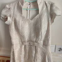 لباس مجلسی|لباس|هشتگرد, خور|دیوار