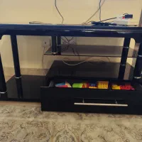 میز تلویزیون شیشه ای