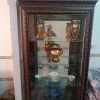 ویترین چوبی سالم برا منزل یا ارایشگاه و