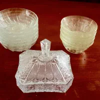 فروش ۷ سری سرویس چینی و چایخوری و غذاخوری|ظروف سرو و پذیرایی|مشهد, وکیل‌آباد|دیوار