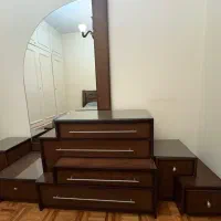 میز ارایش/دراور چوبی سالم و جادار