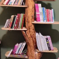 کتابخانه دست ساز چوب طبیعی خاص و دکوراتیو