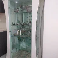 گنجه ویترین مناسب ظرف،لوازم برقی یالوازم آرایشگاه