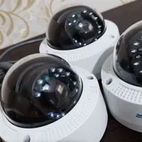 ۷دوربین و یک dvr 8کانال
