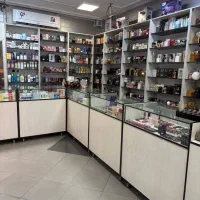 فروش دکوراسیون مغازه لوازم آرایشی و ادکلن