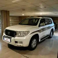 تویوتا لندکروز ۲۰۰۹ بسیارسالم وبیرنگ