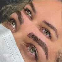 تخفیف ویژه ۵۰٪ میکروبلیدینگ و میکروپیگمنتیشن ابرو|خدمات آرایشگری و زیبایی|مشهد, ایثار|دیوار