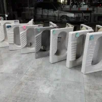 کاسه توالت و فرنگی