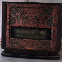 در هال،در سرویس بهداشتی،کتیبه،بخاری