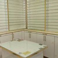 دکور قفسه و کمد استند کارکرده  عینک و ساعت فروشی|فروشگاه و مغازه|مشهد, آزادشهر|دیوار