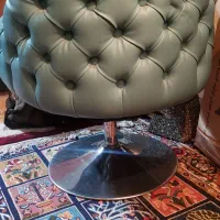 مبل تک باصندلی گردا ن|مبلمان خانگی و میز عسلی|قرچک, پویینک|دیوار