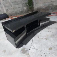 میز تلویزیون در حد نو