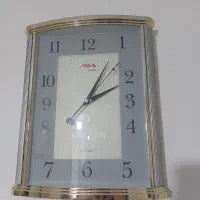 ساعت دیواری