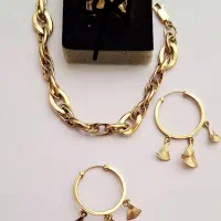 طلا ۱۸ عیار ۲۰۰ بالای تابلو|جواهرات|کرج, شهرک اوج|دیوار