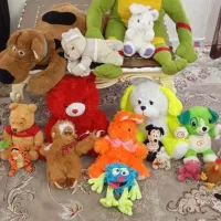 21عدد عروسک بزرگ و کوچک|اسباببازی|کبودرآهنگ, |دیوار