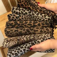 انواع شال ترند امسال پاییزه