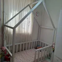 تخت خواب یکتفره