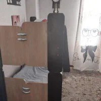سرویس خواب ۲ طبقه سالم همراه کتابخانه ومیز تحریر|تخت و سرویس خواب|اسلامشهر, شهرک قائمیه|دیوار