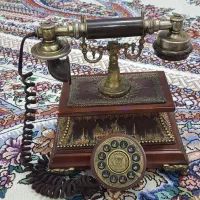 تلفن ورومیزی