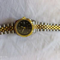 ساعت نو زنانه