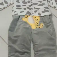 لباس نو وآکبند|لباس|فولادشهر, C3|دیوار