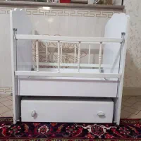 تخت خواب نوزادی