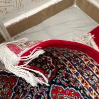 قالی قرمز ایرانی|فرش|رشت, باهنر|دیوار