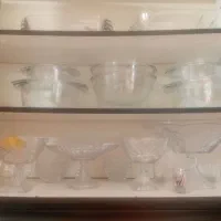 تعدادی طرف کریستال و دیجیتال وپاسماوری