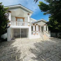 فروش-ویژه-ویلا-نیم-پیلوت-250-متری-فول-فرنیش