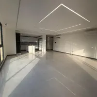 آپارتمان۱۸۰متری با ۴۰ مترحیاط اختصاصی_تک واحدی