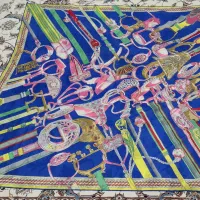 روسری|لباس|صومعه‌سرا, |دیوار