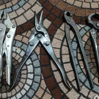 ابزار مارک دار|کلکسیون اشیاء عتیقه|شوشتر, |دیوار