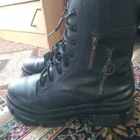 چکمه‌ سایز ۴۰